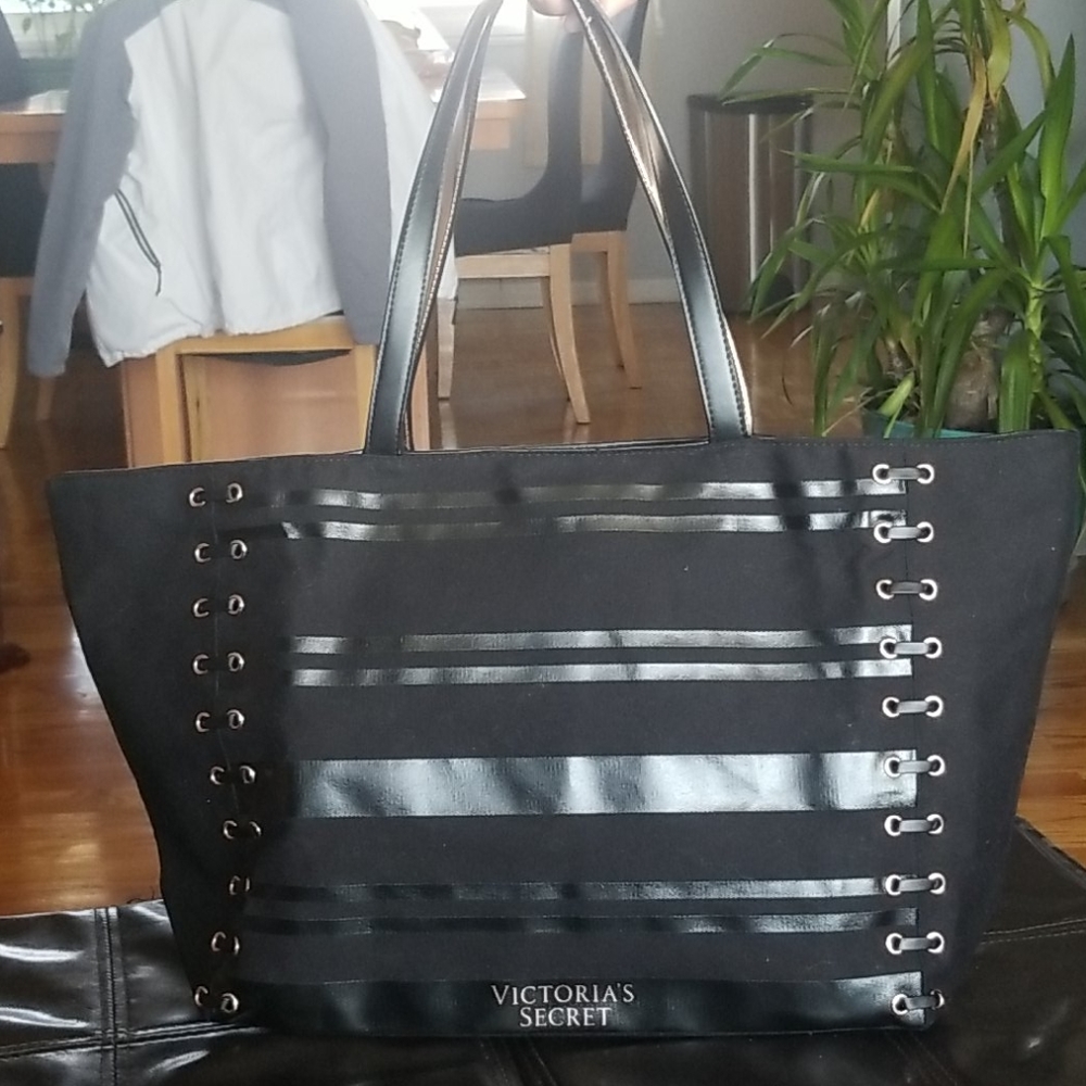 Victoria's secret bag